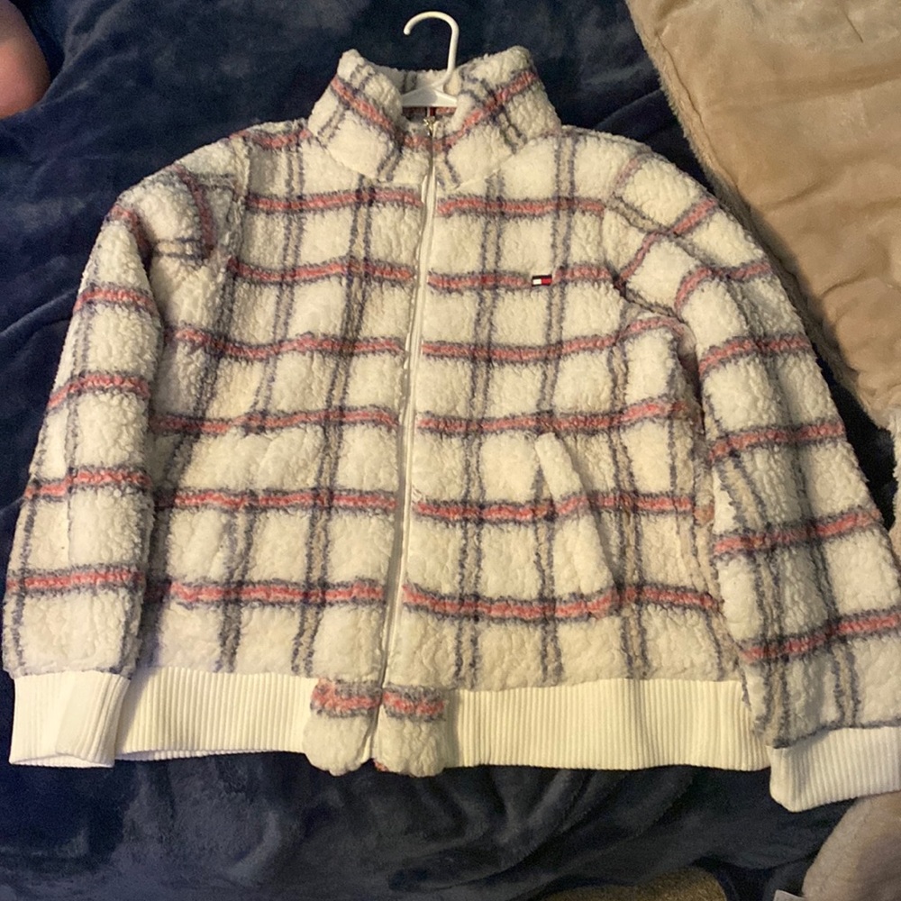 Tommy Hilfiger